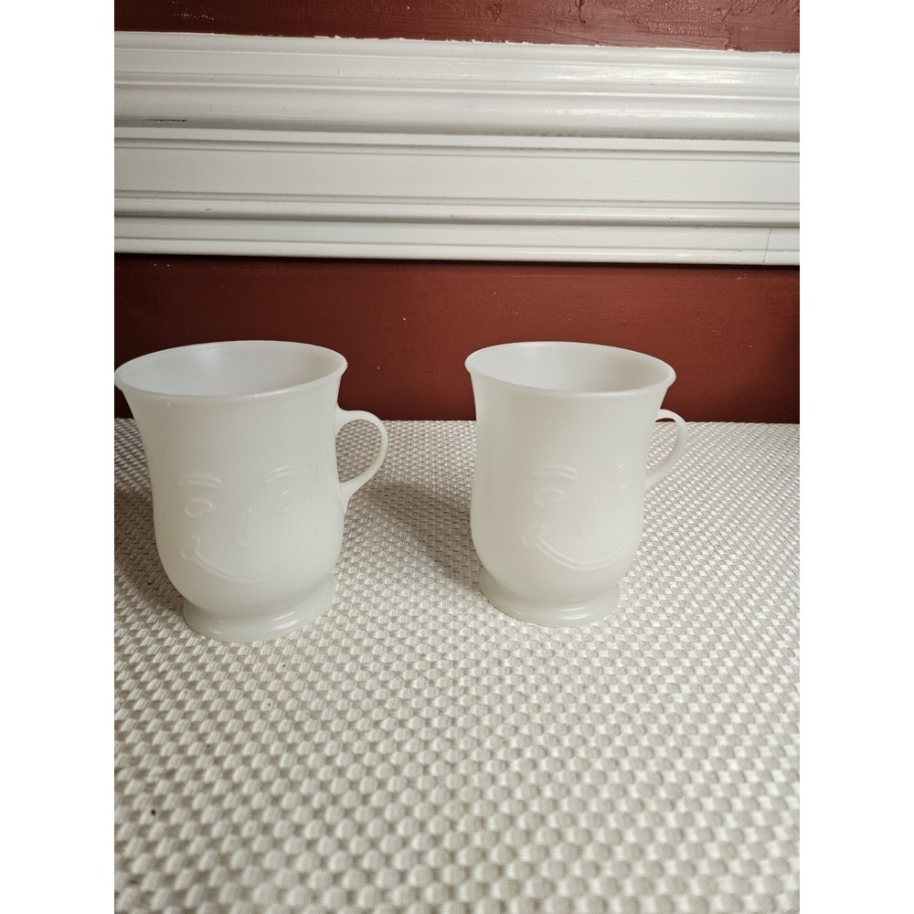 Vintage 1980s Kool-Aid Man Plastic Mug Set of 2 - White Smiling Face Retro Cups